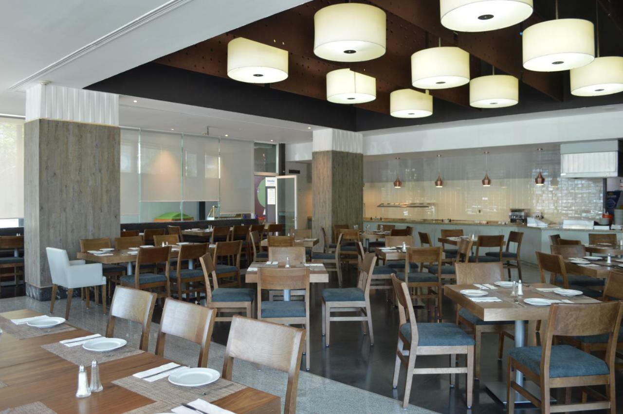 Casa Business Celaya Hotel
