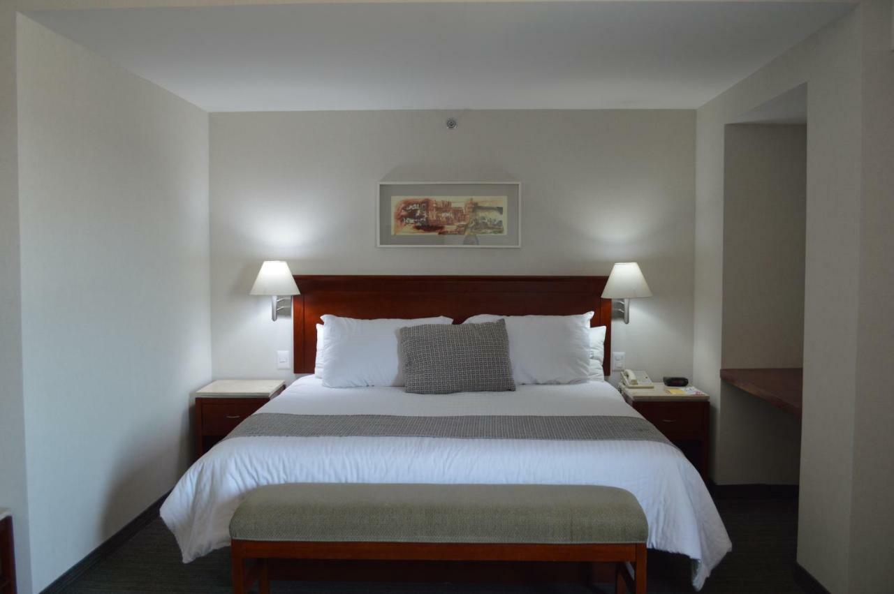 Casa Business Celaya 5*