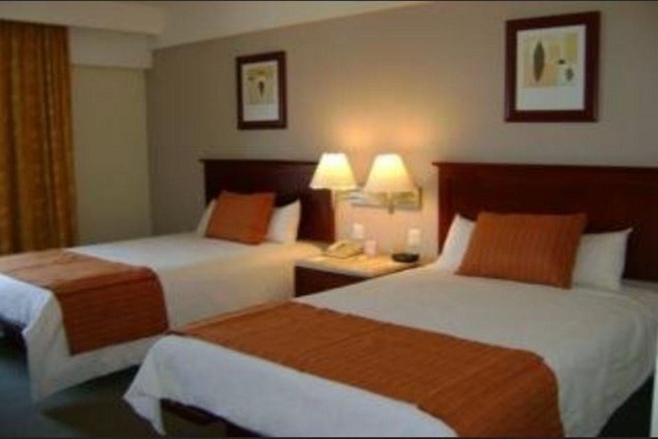 Casa Business Celaya Hotel